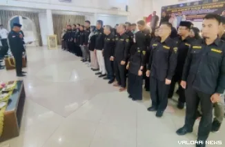 Wakil Ketua DPD GRANAT Sumatera Barat, Irham pimpin pelantikan 18 DPC Khusus Tingkat SMA, di Lubuk Sikaping, Rabu. (istimewa)
