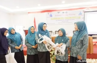 Acara orientasi PKK Bidang Pokja III se-Kabupaten Pesisir Selatan, di salah satu hotel di Painan, Kamis 30 Oktober 2025. FOTO: Dok Diskominfo Pessel