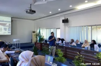 Personel KPP Pratama Bukittinggi, perkenalkan aplikasi Coretax bekerjasama dengan Badan Keuangan dan Aset Daerah (BKAD) Kabupaten Pasaman Barat, di Auditorium Kantor Bupati Pasaman Barat, Senin. (robi irwan)