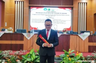 Dr Firdaus, S.H.I., LL.M.,(*)