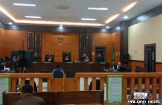 Suasana sidang putusan eks Direktur Utama Perumda Kemakmuran Mentawai Kamser Maroloan Sitanggang.
