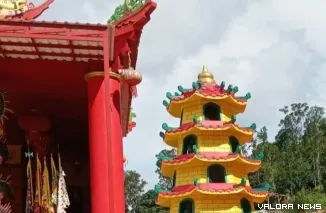 Tangkapan Layar Foto Kelenteng yang Beredar di WhatsApp Grub (ist)