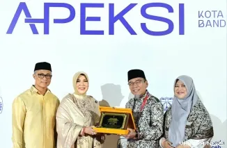 Wakil Wali Kota Padang Maigus Nasir Saat Menghadiri Rapat Kerja Komisariat Wilayah I (Komwil I) Asosiasi Pemerintah Kota Seluruh Indonesia (APEKSI) 2026 di Banda Aceh, Senin (20/4/2026)