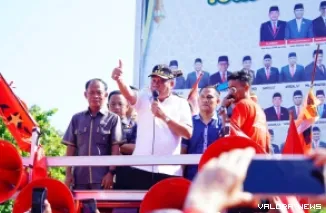 Bupati Muba, HM Toha Tohet sampaikan respon terhadap sejumlah tuntutan buruh pada Peringatan May Day 2026 di daerah itu, Jumat. (toyipa)