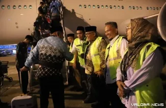 Jemaah haji berangkat ke Madinah melalui BIM. (Dok. Humas Kemenhaj Sumbar)