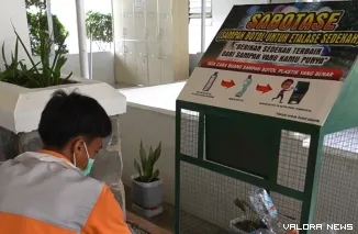 SABOTASE (Sampah Botol untuk Etalase Sedekah) Salah Satu Inovasi RSMY Pariaman Dalam Mengelola Sampah Plastik(*)