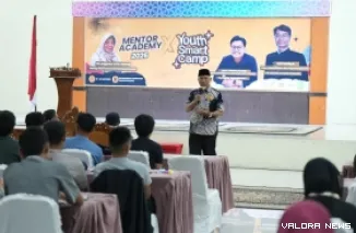 Gubernur Sumbar, Mahyeldi terangkan tantangan generasi muda di era teknologi informasi pada peserta Youth Smart Camp Sumatera Barat di Auditorium Mifan Padang Panjang, Sabtu. (humas)