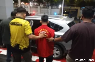 Terpidana digiring ke Rutan dari Kejati Sumbar untuk melaksanakan hukumannya.