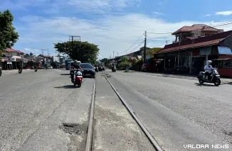 Perlintasan Sebidang JPL 21 Km 20+0/1 petak jalan Tabing--Duku di Lubuk Buaya