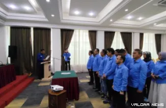 Wasekjen II PB Squash Indonesia Max Bambang Sumantri Melantik Pengurus PB Squash Sumatera Barat  Periode 2026-2030, Selasa (4/8/2026)