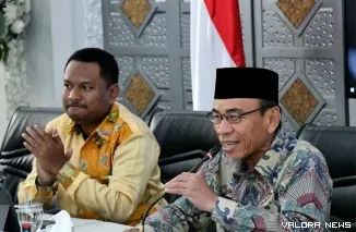 Wakil Wali Kota Padang Maigus Nasir Saat Menerima Tim Uji Petik Penilaian Kinerja Pelayanan Terpadu Satu Pintu (PTSP) dan Percepatan Pelaksanaan Berusaha (PPB) Daerah Tahun 2026 (*(.