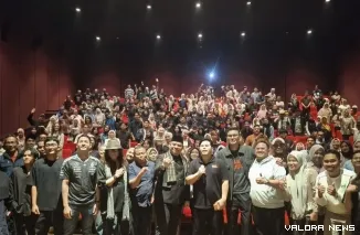 Gara premiere Film Urang Bunian berlangsung sukses di Bioskop XXI Basko City Mall, Padang, Minggu (13/9/2026).
