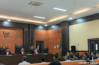Suasana sidang kasus internet di PN Padang
