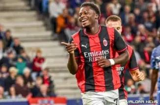 AC Milan meraih kemenangan telak 4-0 atas RB Salzburg dalam lanjutan Liga Europa di Red Bull Arena, Salzburg, Austria, Kamis, dengan Alphadjo Cisse menjadi bintang lewat torehan tiga gol.
