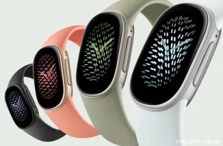 Google memperkenalkan Fitbit Edge, perangkat pelacak kebugaran terbaru yang menawarkan layar Hybrid OLED, GPS terintegrasi, fitur elektrokardiogram (EKG), serta baterai yang diklaim mampu bertahan hingga tujuh hari.