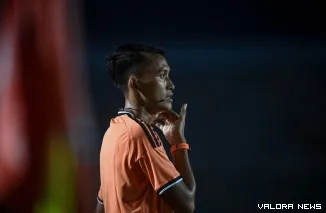 Konfederasi Sepak Bola Asia (AFC) memasukkan Fajar Furqon ke dalam daftar Elite AFC Assistant Referee, sehingga Indonesia kini memiliki lima asisten wasit elite yang berpeluang bertugas di kompetisi internasional mulai musim 2026/2027.