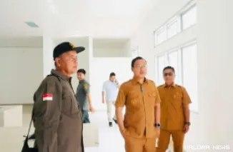 Pemerintah Kabupaten Kepulauan Mentawai bersama Pengadilan Negeri Padang meninjau kesiapan kantor operasional sementara Pengadilan Negeri Mentawai di SP 3 Bukit Pamewa, Kecamatan Sipora Utara, Selasa lalu, menjelang rencana peresmian dan peluncuran kantor