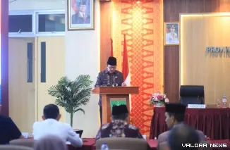 Wakil Wali Kota Solok Suryadi Nurdal dalam forum tersebut menjadi bagian dari upaya memperkuat koordinasi antarpemerintah daerah dalam mendukung percepatan pembangunan ekonomi di Sumatera Barat.