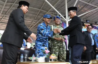 Wali Kota Batam, Amsakar Achmad bersama Forkopimda usai upacara peringatan Hari Sumpah Pemuda tingkat Kota Batam di Dataran Engku Putri, Batam Centre, Rabu (28/10/2026). (humas)
