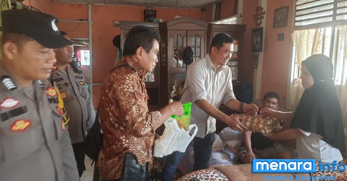 Aksi Solidaritas Polres Payakumbuh Berikan Bantuan Kepada Petugas KPPS Yang Sakit