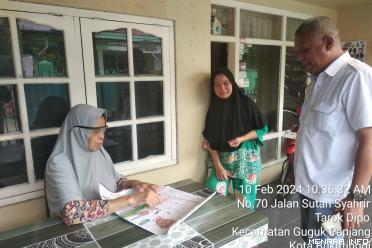 Chairunnas Memberikan Sosialisasi Kampanyenya dan Mendengarkan Keluhan Warga