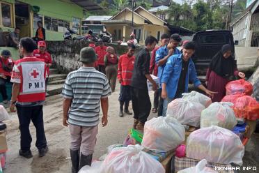 Warga Ngarai terdampak banjir mendapat bantuan