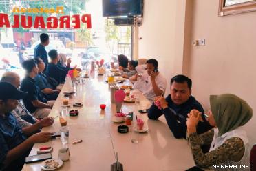 Bahas Isu-isu Pilkada 2024, Rizki Kurniawan Nakasri (RKN) Bincang Santai dengan Tim Dan Simpatisan