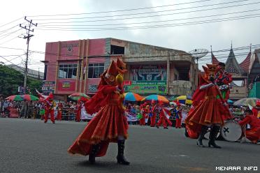 Pemko Payakumbuh Sukses Gelar Pawai Alegoris Meriahkan HUT ke-79 RI