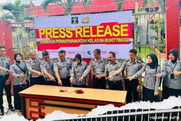 Razia Divisi Pemasyarakatan dan Tes Urin Narapidana Lapas Kelas IIA Bukittinggi