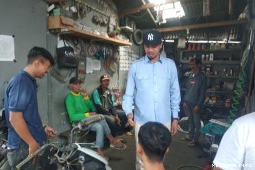 Cawako Erman Safar saat blusukan di Kelurahan Gulai Bancah, EJ