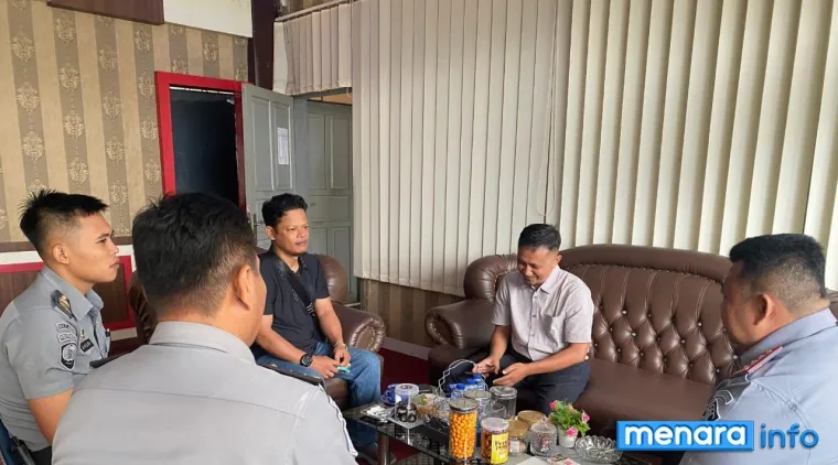 Kunjungan BINDA Bukittinggi dan Intel Kodim 0304/Agam ke Lapas IIA Bukittinggi dalam rangka pengecekan dan koordinasi terkait penguatan sistem keamanan di dalam lingkungan Lapas