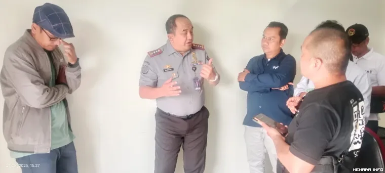 Doorstop dengan Kepala Kantor Imigrasi Agam