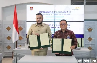 Wali Kota Padang Fadly Amran Seusai Penandatanganan Kesepakatan Dengan Vice Presiden Bank Mandiri Area Padang Feri Cahyono, Senin (20/4/2026)