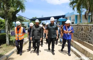 Wali Kota Padang Fadly Amran Saat Mendampingi Anggota DPR RI Zigo Rolanda Meninjau SPAM Tabang 3, Senin (27/4/2026)