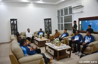 Wali Kota Padang Fadly Amran Melepas Tim FORKI Kota Padang Untuk Mengikuti 15th Silent Knight International Karate Cup 2026 di Kuala Lumpur, Malaysia, Selasa (14/4/2026)