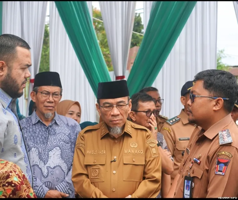 Wali Kota Padang Fadly Amran, Wakil Wali Kota Padang Maigus Nasir Serta Camat Padang Barat Diko Riva Utama