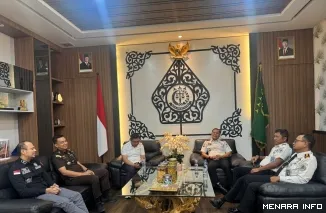Kepala Lapas Narkotika Kelas IIA Tanjung Pinang Saat Melakukan Kunjungan ke Kantor Kejari Bintan, Selasa(12/5)2026).