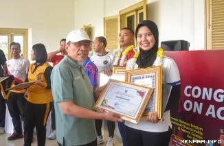 Wakil Wali Kota Padang Maigus Nasir Bersama Bripda Ressya Faolingga Juara I Under 68 Kg Putri dan Juara II Under 73 Kg Putri The 22 Wata Open International Taekwondo Championship di Osaka, Jepang. (*)