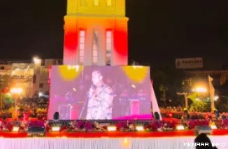 Wagub Sumbar, Vasko Ruseimy memberikan sambutan pada Seminar Internasional bertajuk "Bridging Friendship: Strengthening Indonesia--Netherlands Diplomatic Ties via Bukittinggi-Amsterdam," di Pelataran Jam Gadang, Bukittinggi, Sabtu malam. (humas)