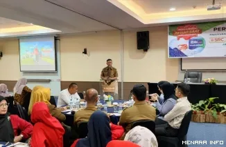 Kepala Dinas Koperasi dan UMKM Kota Padang Teddy Antonius Saat Menghadiri Pertemuan Paguyuban Sampoerna Retail Community (SRC) Bersama BRILink, Senin (29/6/2026)