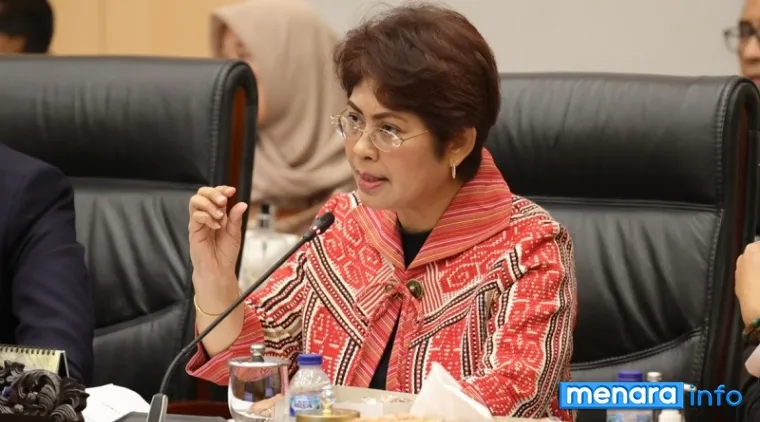 Ketua Pansus RUU Daerah Kepulauan DPR RI Mercy Chriesty Barends dalam rapat Pansus di Kompleks Parlemen, Senayan, Jakarta, Selasa. (humas)