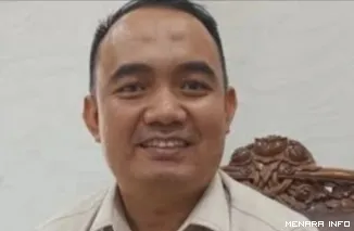 Kepala UPT Samsat Padang Defrizal (foto: ist)