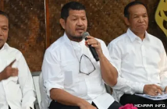 Wakil Ketua Komisi V DPR RI, Roberth Rouw saat memimpin Kunjungan Kerja Spesifik Komisi V DPR RI di Desa Wisata Cibiru Wetan, Kecamatan Cileunyi, Kabupaten Bandung, Jawa Barat, Jumat. (humas)