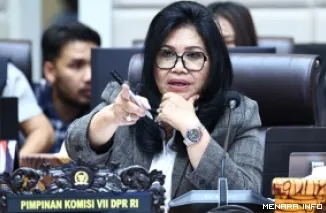 Wakil Ketua Komisi VII DPR RI, Evita Nursanty saat Rapat Dengar Pendapat Umum (RDPU) Komisi VII DPR RI bersama pelaku UMKM Tiktok Shop di Kompleks Parlemen, Senayan, Jakarta, Kamis. (humas)