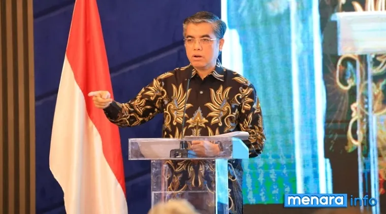 Menteri Ketenagakerjaan, Yassierli jadi narasumber pada Rapat Tahunan Asosiasi MIPA LPTK Indonesia (AMLI) Tahun 2026 di Jakarta, Kamis. (humas)