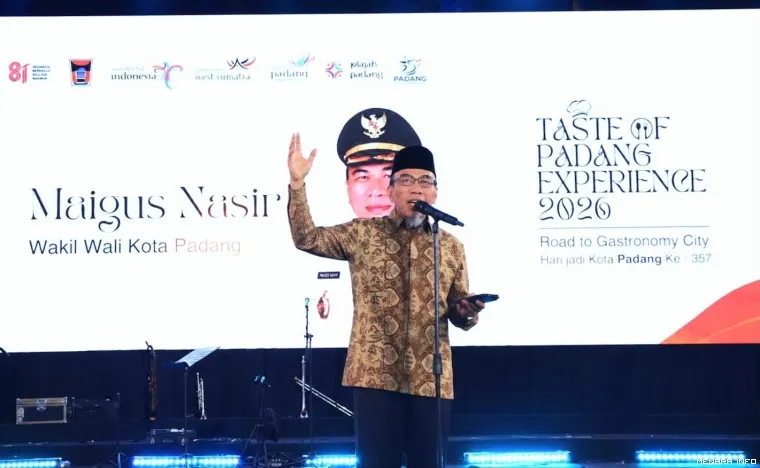 Wakil Wali Kota Padang Maigus Nasir Menutup Padang Harmoni Festival, Senin (10/8/2026) Malam