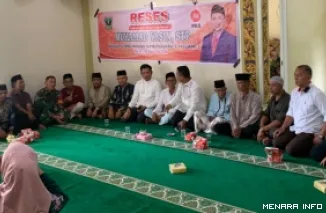 Anggota DPRD Sumatera Barat, Muhammad Yasin dialog dengan warga Korong Kubu Alahan Kuranji, Nagari Sungai Sirah Kuranji Hulu, Kecamatan Sungai Geringging dalam agenda reses, Jumat pagi. (humas)