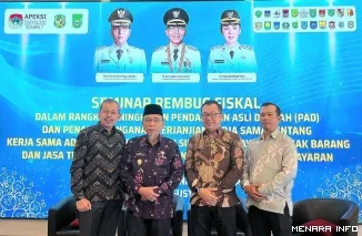 Wakil Wali Kota Padang Maigus Nasir Saat Menghadiri Seminar Rembuk Fiskal dalam rangka Peningkatan PAD Anggota Komisariat Wilayah (Komwil) I APEKSI di Harris Hotel & Suites Nagoya, Kota Batam, Kepulauan Riau, Kamis (27/8/2026)