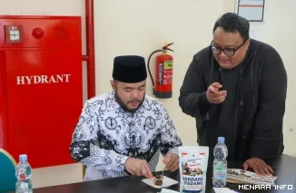 Wali Kota Padang Fadly Amran Mencicipi Rendang Produksi Sentra Rendang(*)
