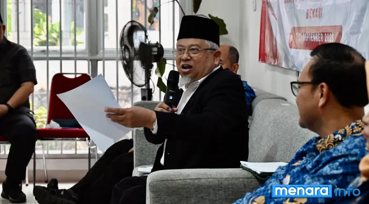Wakil Ketua Komisi VIII DPR RI Ansory Siregar saat memimpin pertemuan di Sentra Terpadu Pangudi Luhur di Bekasi, Kamis (17/9/2026). (humas)